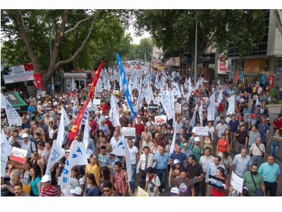 ANKARA’DA BİNLERCE TMMOB’Lİ TMMOB TORBAYA SIĞMAZ ANKARA ETKİNLİĞİ`NDE YÜRÜDÜ